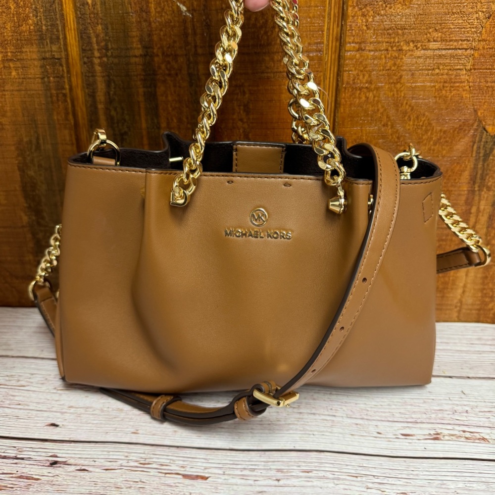 Michael Kors Zena Small Convertible Chain Messenger